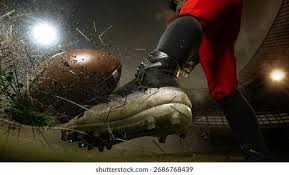 英媒：蓝军、曼城、皇马和热刺都有意莱斯特城16岁前锋蒙加